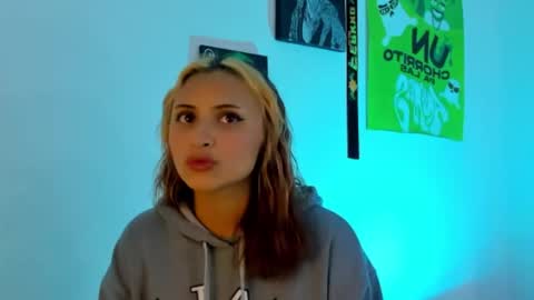 melissa_noir online show from 11-19-25, 05:35