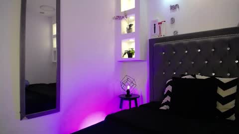 Snapshot of melissa_rhodes chatting on 11-07-25, 08:53 Melissa online show from 11-07-25, 08:53