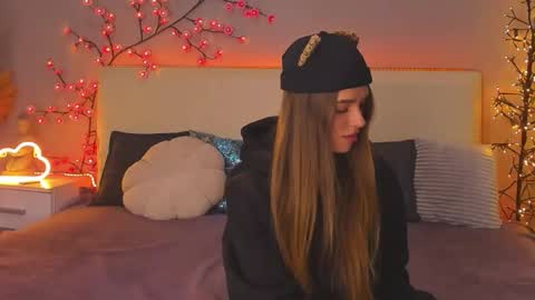 MelissaCrayzy online show from 10-17-25, 05:32