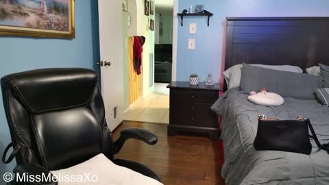 Snapshot of melissacumms chatting on 09-22-25, 02:30 Mistress Missy online show from 09-22-25, 02:30