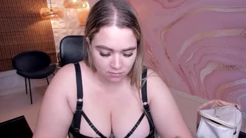 MELISSA online show from 10-08-25, 03:09