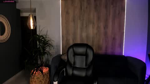 Call me Meli online show from 10-19-25, 03:07