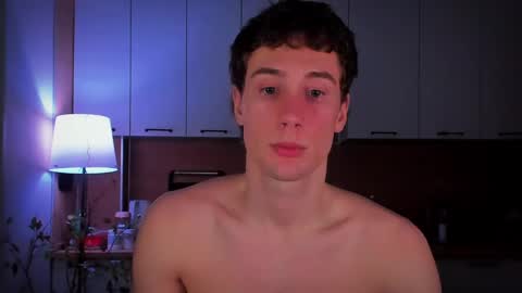 Mello online show from 03-08-25, 02:34