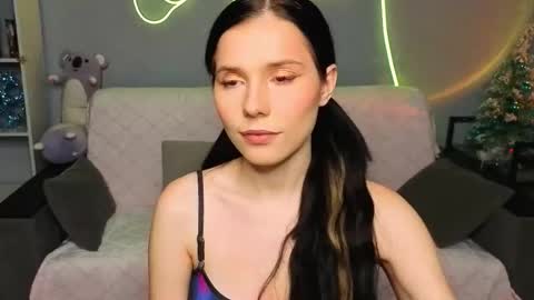 mellhyees online show from 01-18-26, 05:06