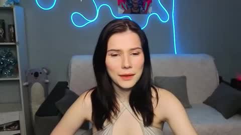 mellhyees online show from 02-15-26, 05:31