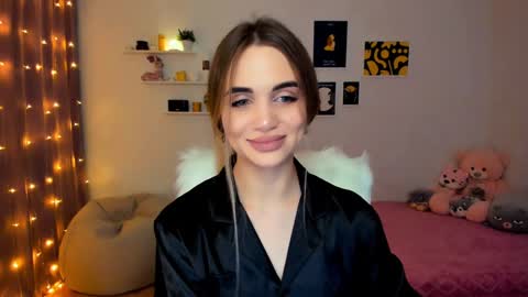 Snapshot of mellifluoustess chatting on 12-09-24, 11:03 Tessa online show from 12-09-24, 11:03