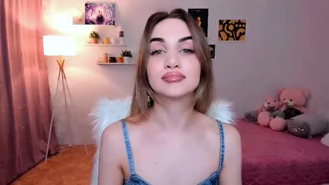 Snapshot of mellifluoustess chatting on 02-23-25, 08:44 Tessa online show from 02-23-25, 08:44