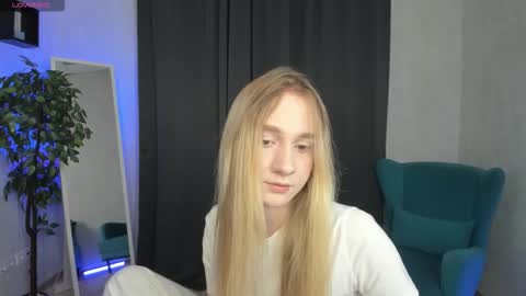 mellisadream online show from 09-26-25, 01:42
