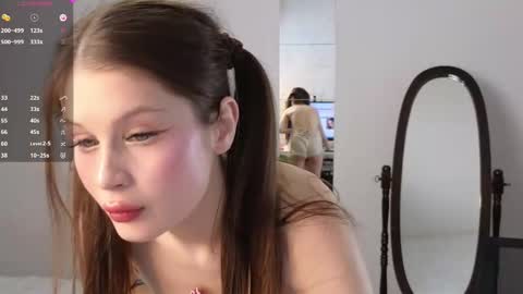 Snapshot of mellissa_loveyouu chatting on 02-22-25, 09:23 mellissa online show from 02-22-25, 09:23