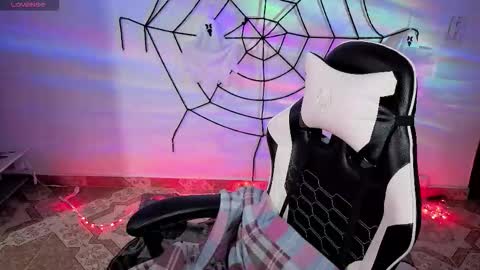 Snapshot of mellody_gho chatting on 10-29-25, 01:13 mellody online show from 10-29-25, 01:13