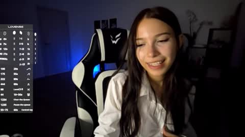 EVA online show from 10-24-25, 07:32