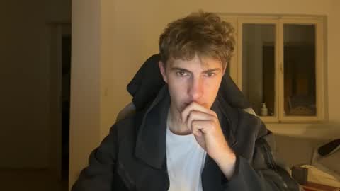 Snapshot of melodicass chatting on 10-30-25, 10:21 Melodicass online show from 10-30-25, 10:21