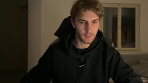 Snapshot of melodicass chatting on 11-13-25, 11:03 Melodicass online show from 11-13-25, 11:03