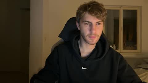 Snapshot of melodicass chatting on 11-15-25, 01:03 Melodicass online show from 11-15-25, 01:03