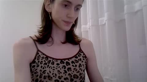 Melody online show from 12-15-25, 06:56