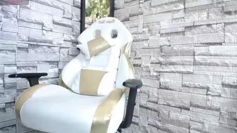 MELODY  HILS online show from 01-13-25, 04:19