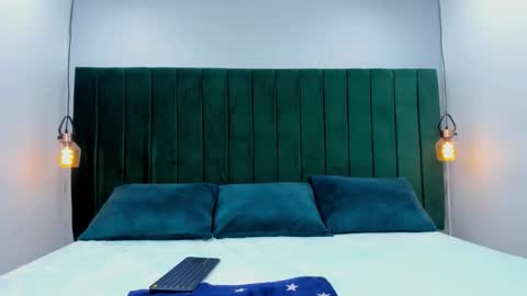 Snapshot of melody_kener chatting on 11-11-25, 08:42 melody_kener online show from 11-11-25, 08:42