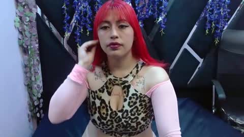 Snapshot of melody_klum chatting on 12-18-25, 02:23 Melody online show from 12-18-25, 02:23