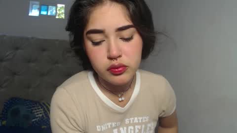 melody phillips online show from 11-05-25, 03:34