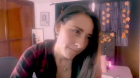 Melody online show from 09-30-25, 03:50