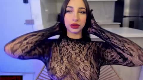 Snapshot of melodyadamss chatting on 10-19-25, 03:29 Melody or Val online show from 10-19-25, 03:29