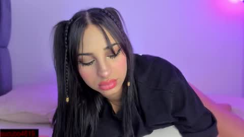 Snapshot of melodyadamss chatting on 11-09-25, 02:21 Melody or Val online show from 11-09-25, 02:21