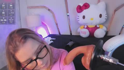 Snapshot of melodybloom_ chatting on 03-13-26, 12:23 Melody online show from 03-13-26, 12:23