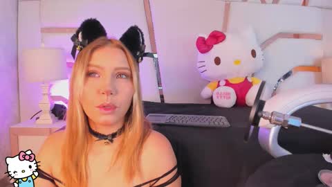 Snapshot of melodybloom_ chatting on 03-15-26, 11:49 Melody online show from 03-15-26, 11:49