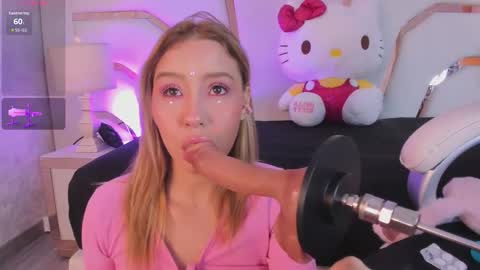 Snapshot of melodybloom_ chatting on 03-16-26, 12:09 Melody online show from 03-16-26, 12:09