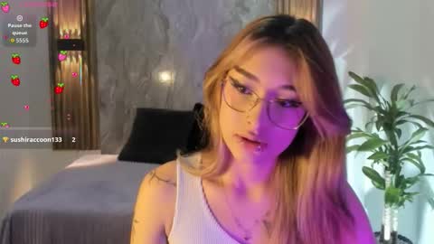 melodylanee online show from 11-20-25, 10:59