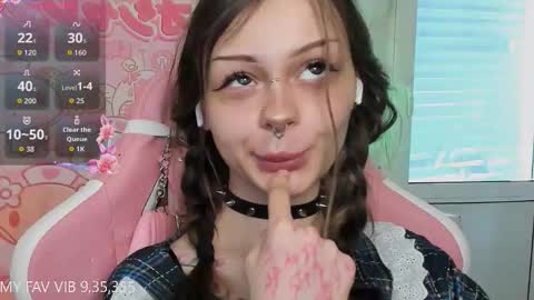 Snapshot of melonipinkbb chatting on 03-09-26, 08:18 MELONI online show from 03-09-26, 08:18