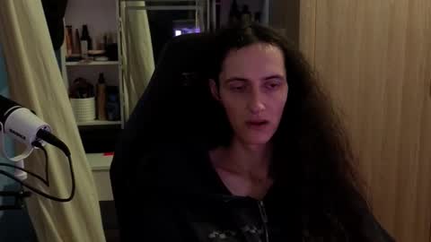 Snapshot of memisecrets chatting on 02-12-26, 02:56 Megumi Aina online show from 02-12-26, 02:56