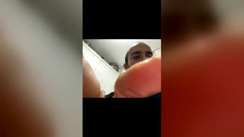 Snapshot of memo654733 chatting on 02-10-26, 08:35 Chucky1200 online show from 02-10-26, 08:35