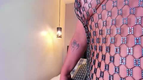  Memphis Williams  online show from 11-13-25, 03:05