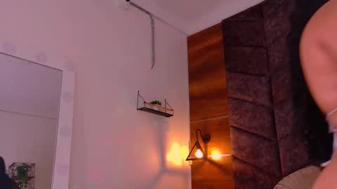  Memphis Williams  online show from 12-20-25, 03:02