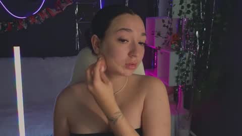 Snapshot of mencialo chatting on 10-22-25, 02:01 Mencialo online show from 10-22-25, 02:01