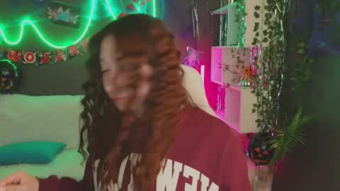 Snapshot of mencialo chatting on 10-31-25, 01:50 Mencialo online show from 10-31-25, 01:50