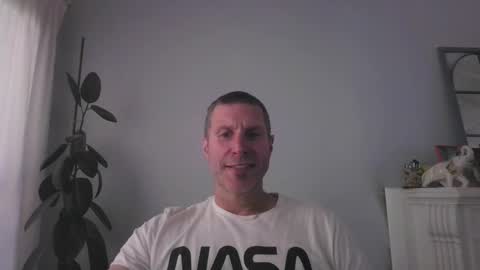 menotista online show from 11-25-25, 04:18