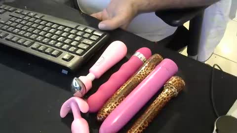 mentosgum online show from 09-28-25, 07:41