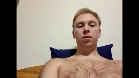 Snapshot of meow732 chatting on 10-23-25, 12:21 meow732 online show from 10-23-25, 12:21