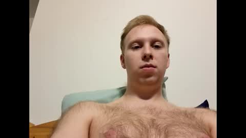 Snapshot of meow732 chatting on 10-27-25, 03:54 meow732 online show from 10-27-25, 03:54