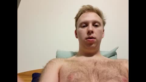 Snapshot of meow732 chatting on 11-14-25, 06:45 meow732 online show from 11-14-25, 06:45