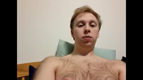 Snapshot of meow732 chatting on 12-15-25, 11:31 meow732 online show from 12-15-25, 11:31