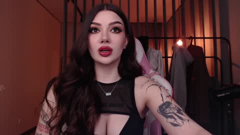 Amy Meow online show from 12-21-24, 07:06