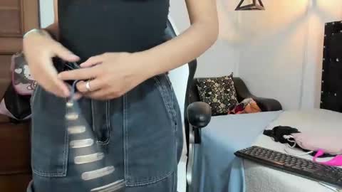 Valentina  online show from 02-07-25, 08:10