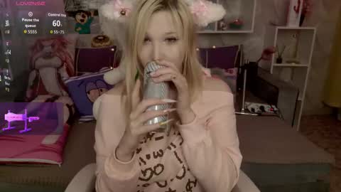 MeowkaKitty online show from 02-22-26, 02:02