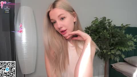 Monica online show from 09-18-25, 08:05