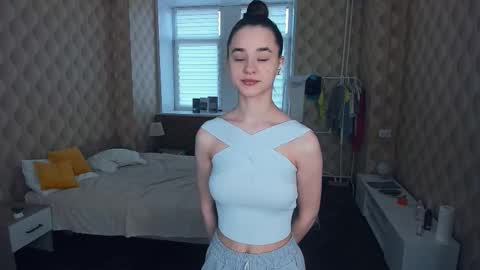 Julie online show from 10-30-25, 08:05