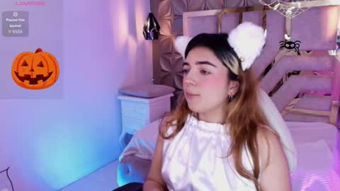    online show from 10-22-25, 07:46