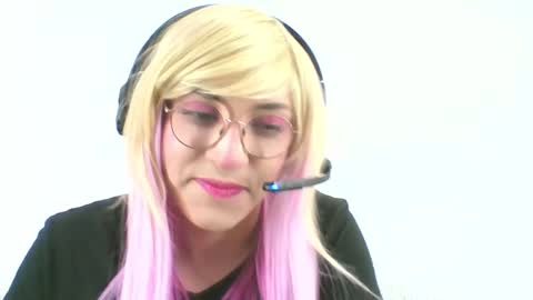 MERCIE online show from 10-10-25, 03:05